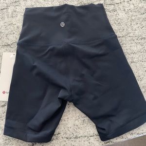 Lululemon Wunder Train Short 6’’